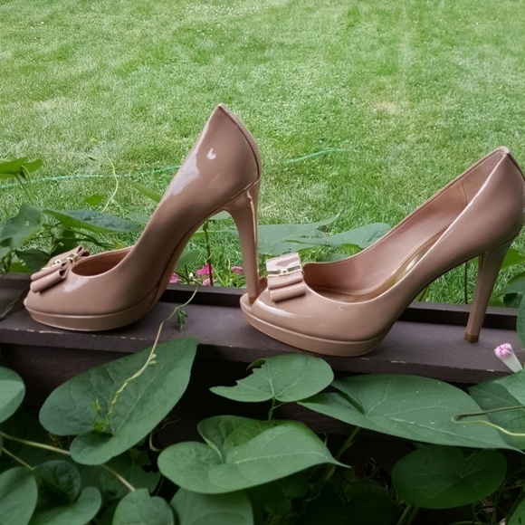 COACH 1941 patent leather heels